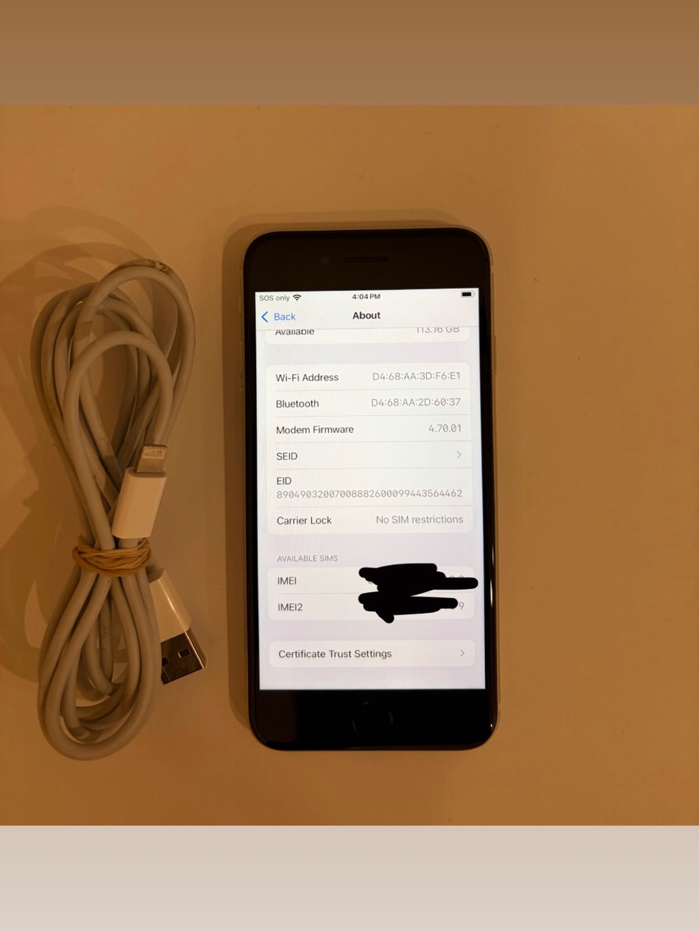 Apple iPhone SE 3rd Gen Black - Unlocked 128GB with Lightning Cable